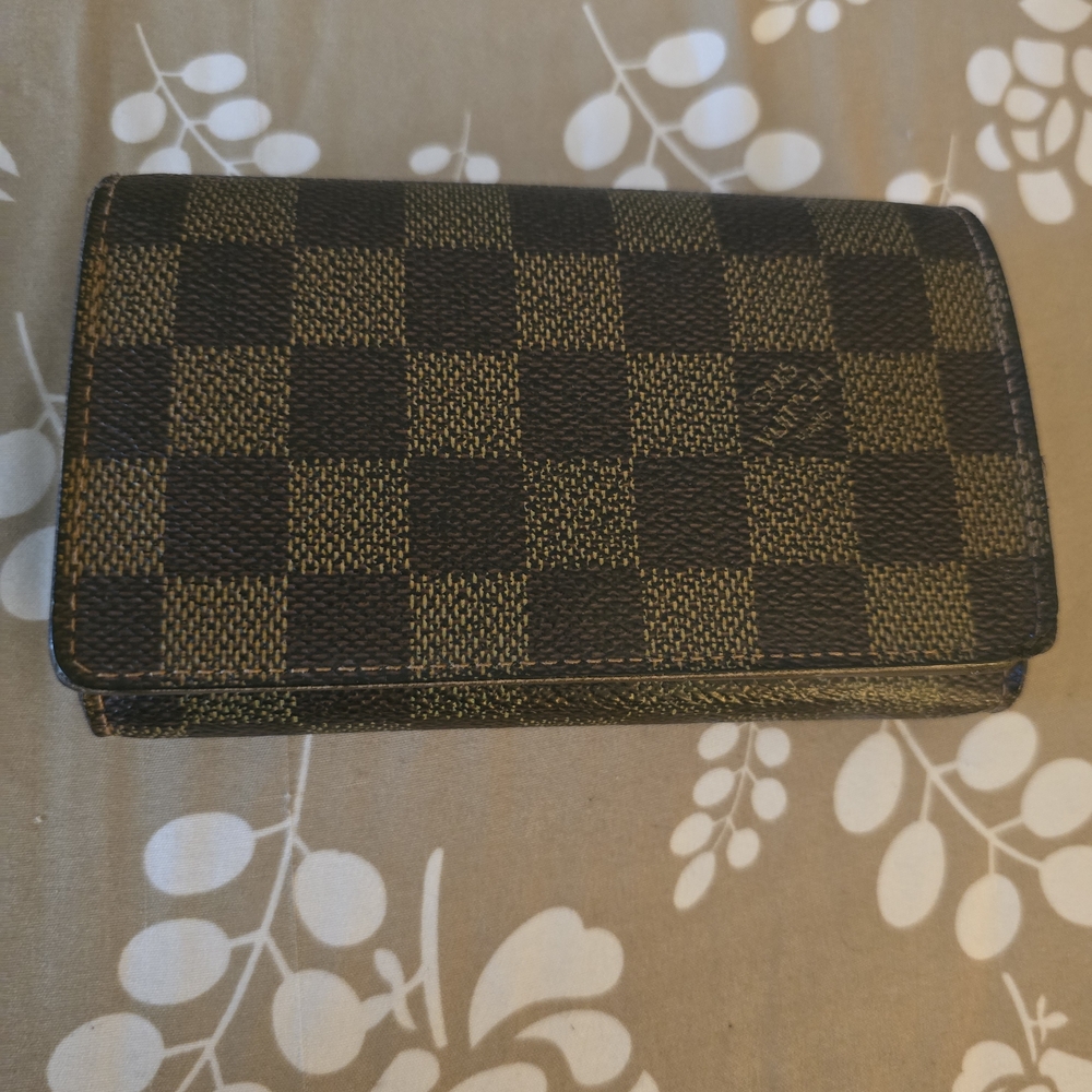 Louis Vuitton Damier Ebene Wallet - Picture 2 of 13